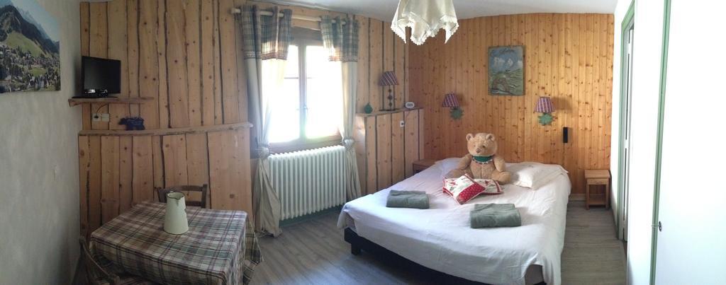 Hotel La Tapia Autrans-Meaudre-en-Vercors Exteriör bild