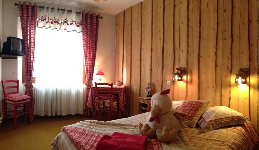 Hotel La Tapia Autrans-Meaudre-en-Vercors Rum bild