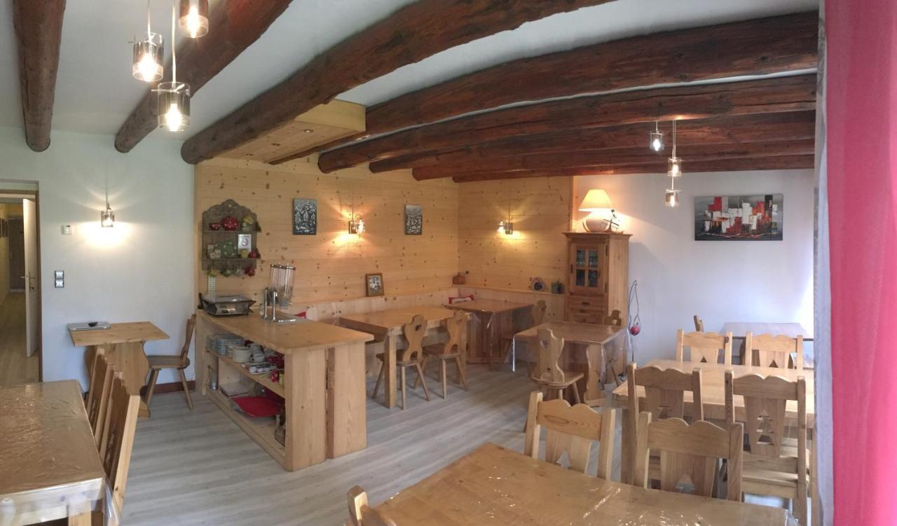 Hotel La Tapia Autrans-Meaudre-en-Vercors Exteriör bild